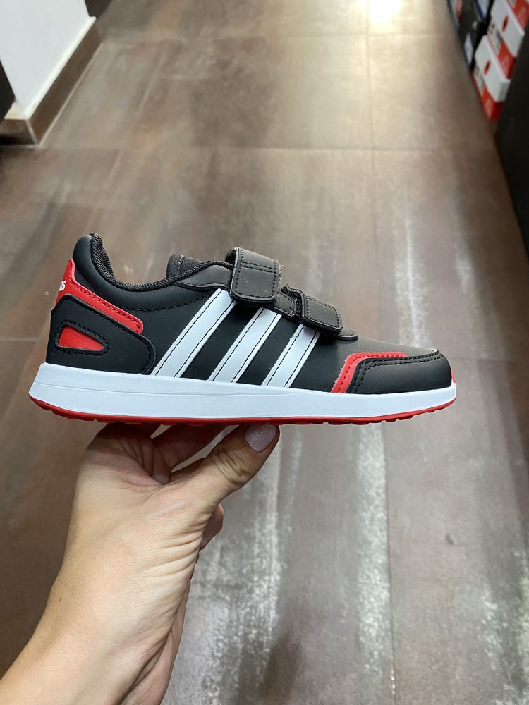 28;28.5;31.5;33.5 Adidas Vs Switch | Оригинални детски маратонки