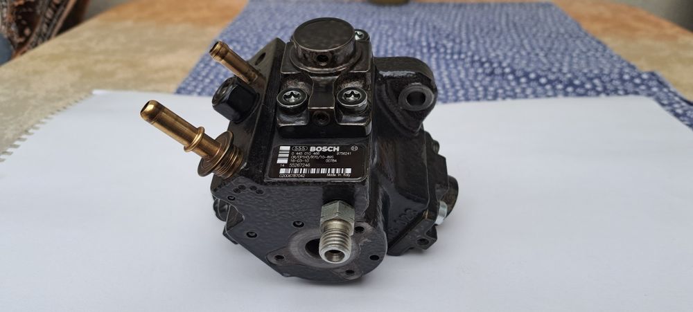 - Pompa de înalte / injecție BOSCH - Jeep Renegade - Motor 2.0 Diesel