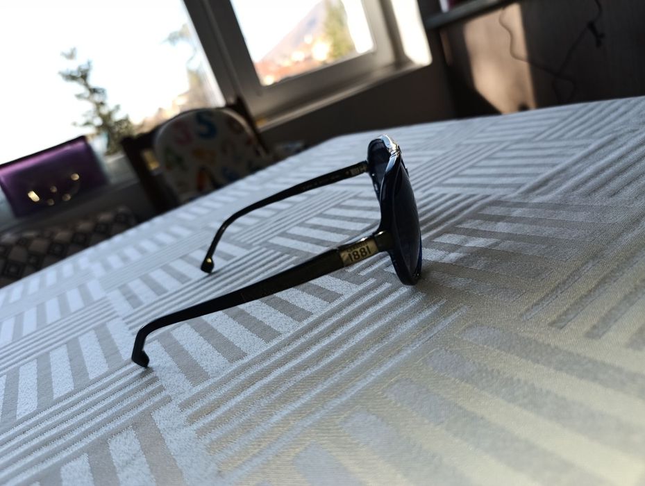 Слънчеви очила Cerruti 1881
120.00 лв