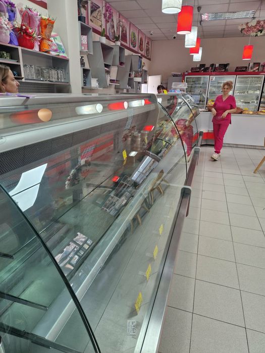 Хладилни витрини