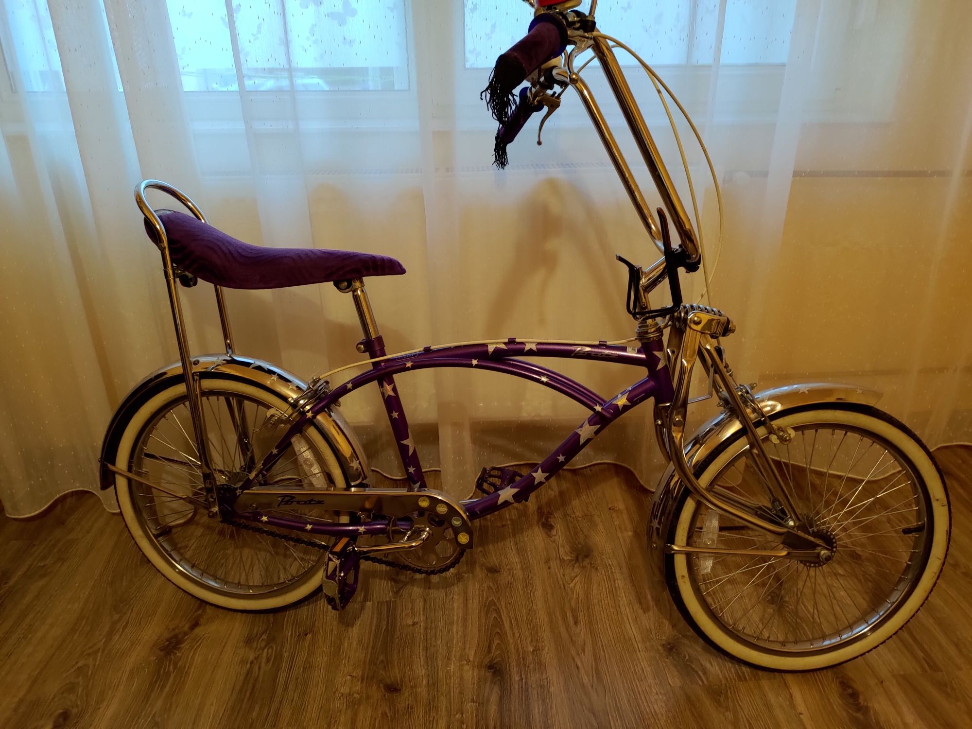 Bicicletă de colecție produsă sub licență - Bratz