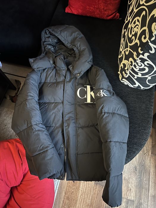 Яке Calvin Klein оригинално