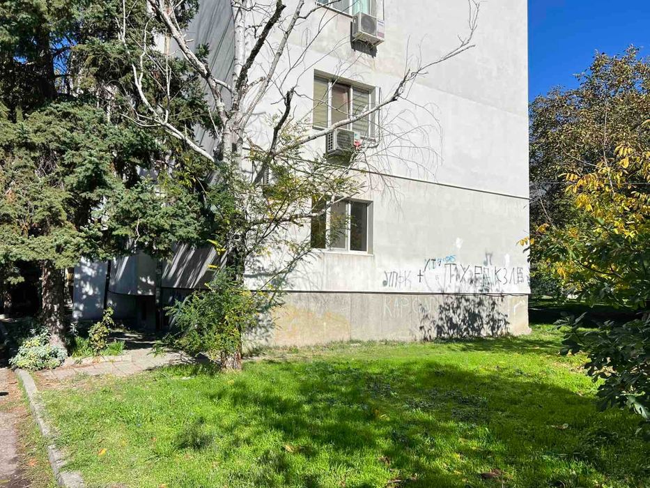 Продава се Тристаен апартамент в Пловдив, Въстанически - 87 кв.м за 1989 €/кв.м - Снимка #23