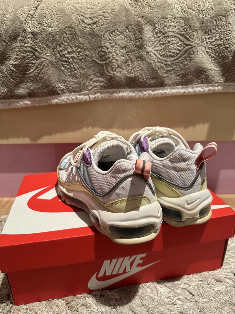 Оригинални маратонки NIKE W AIR MAX 98 размер 36.5