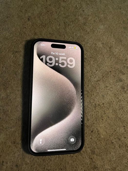 Продам айфон 15 про