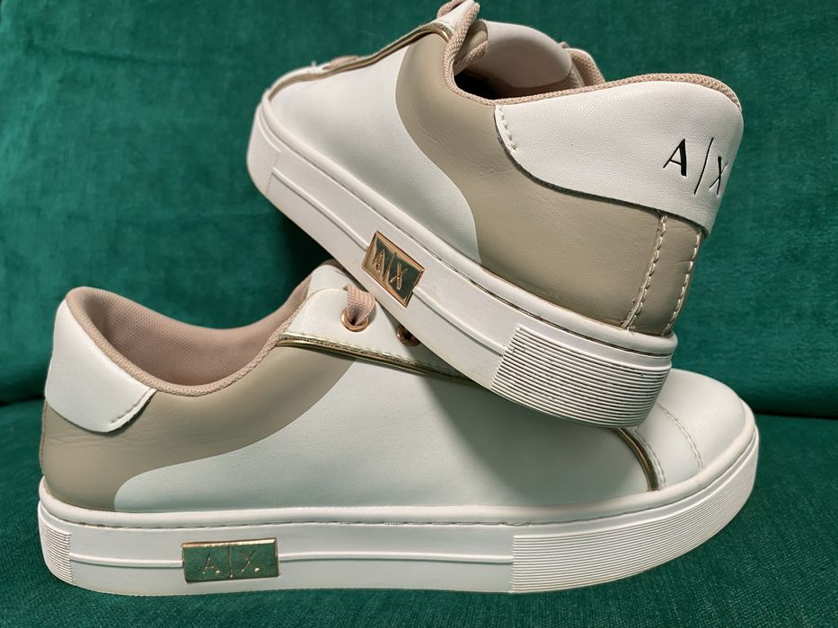 Pantofi Armani Exchange marimea 39