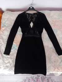 НОВА Къса черна рокля с дантела / S-размер