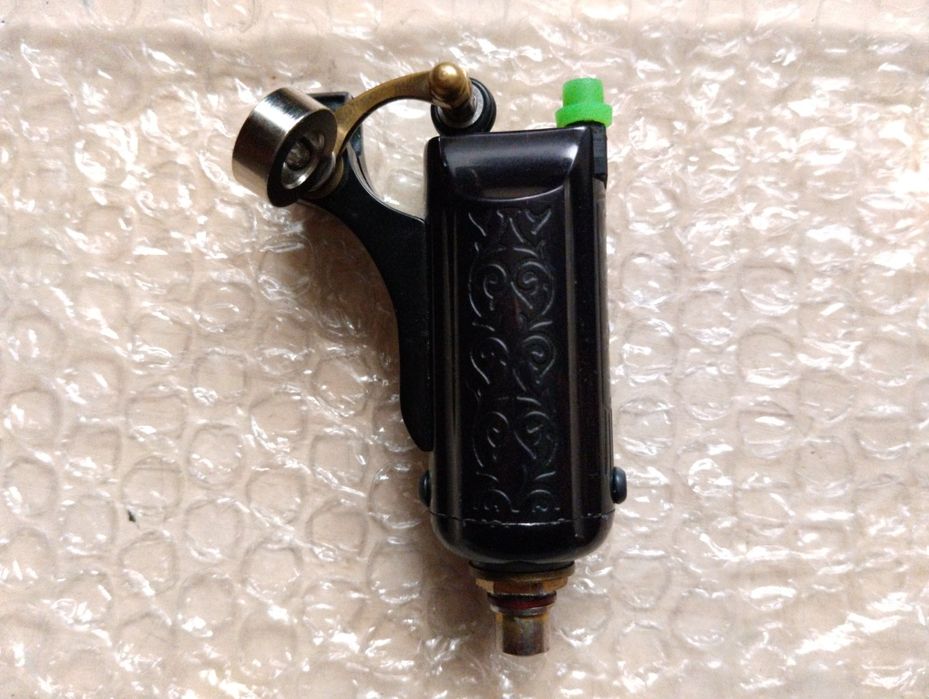 3 тату машинки, блок питания, педаль и расходники