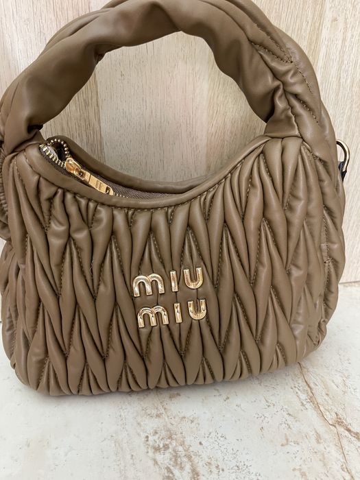 Miu Miu Wander чанта