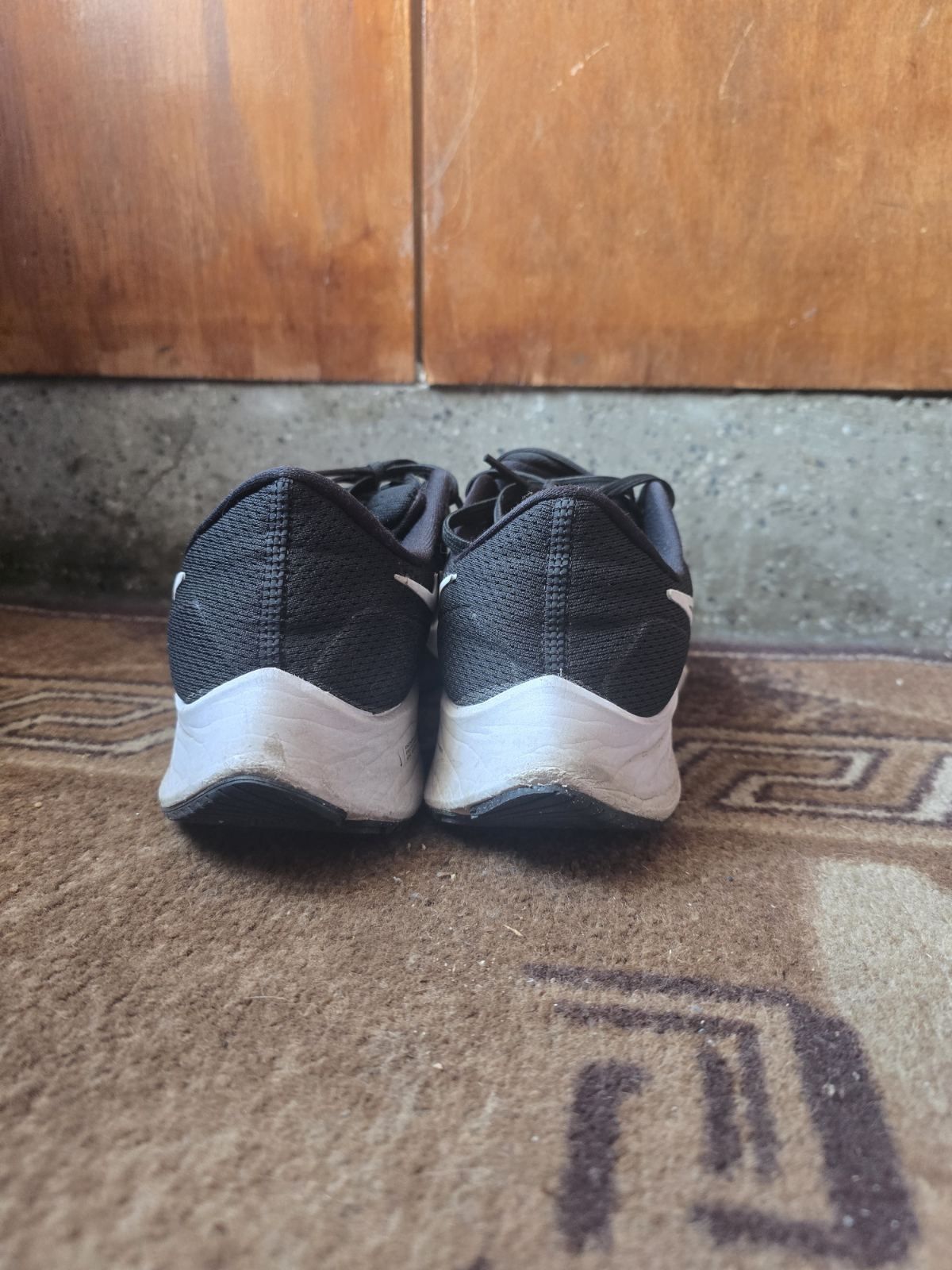 Маратонки Nike!!!