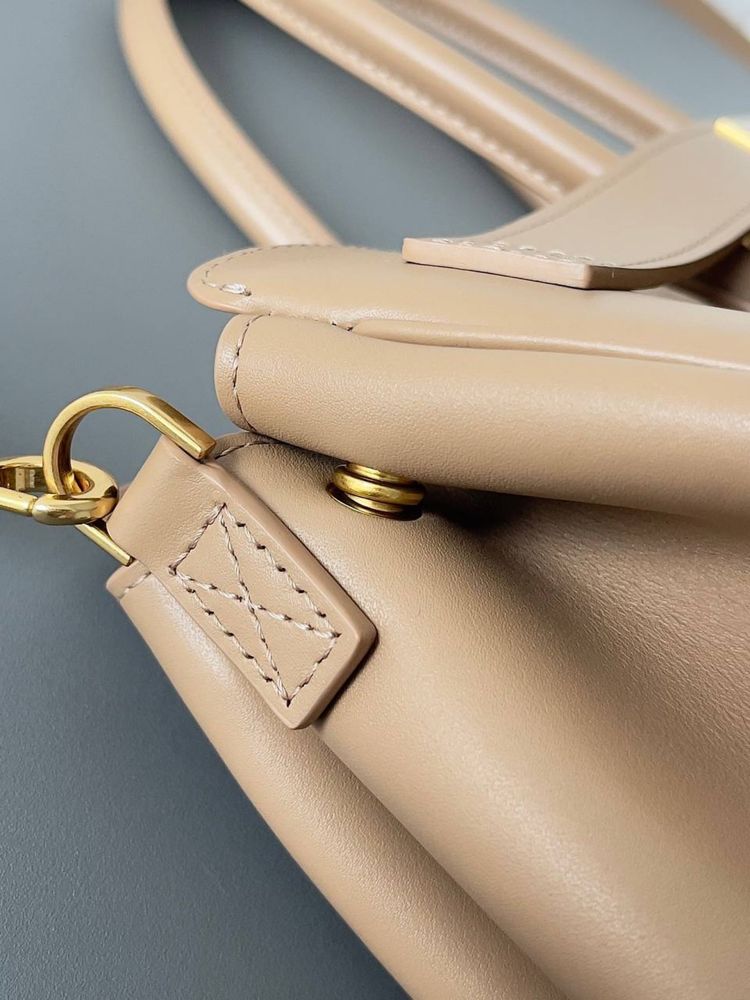 Geanta Balenciaga Bel Air