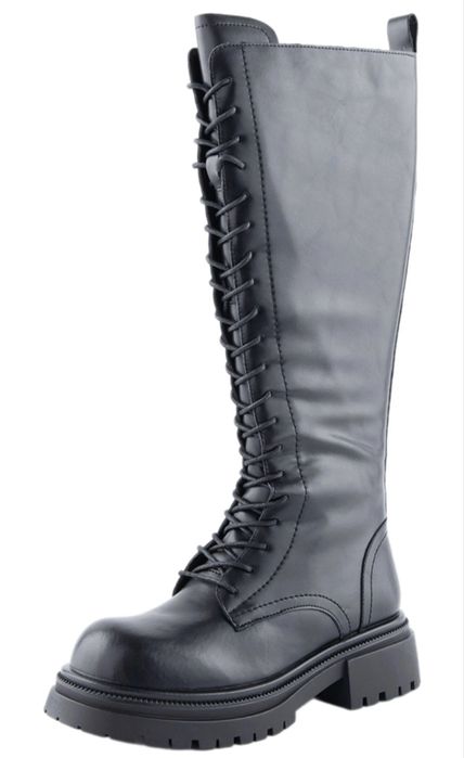 Продам женские сапоги