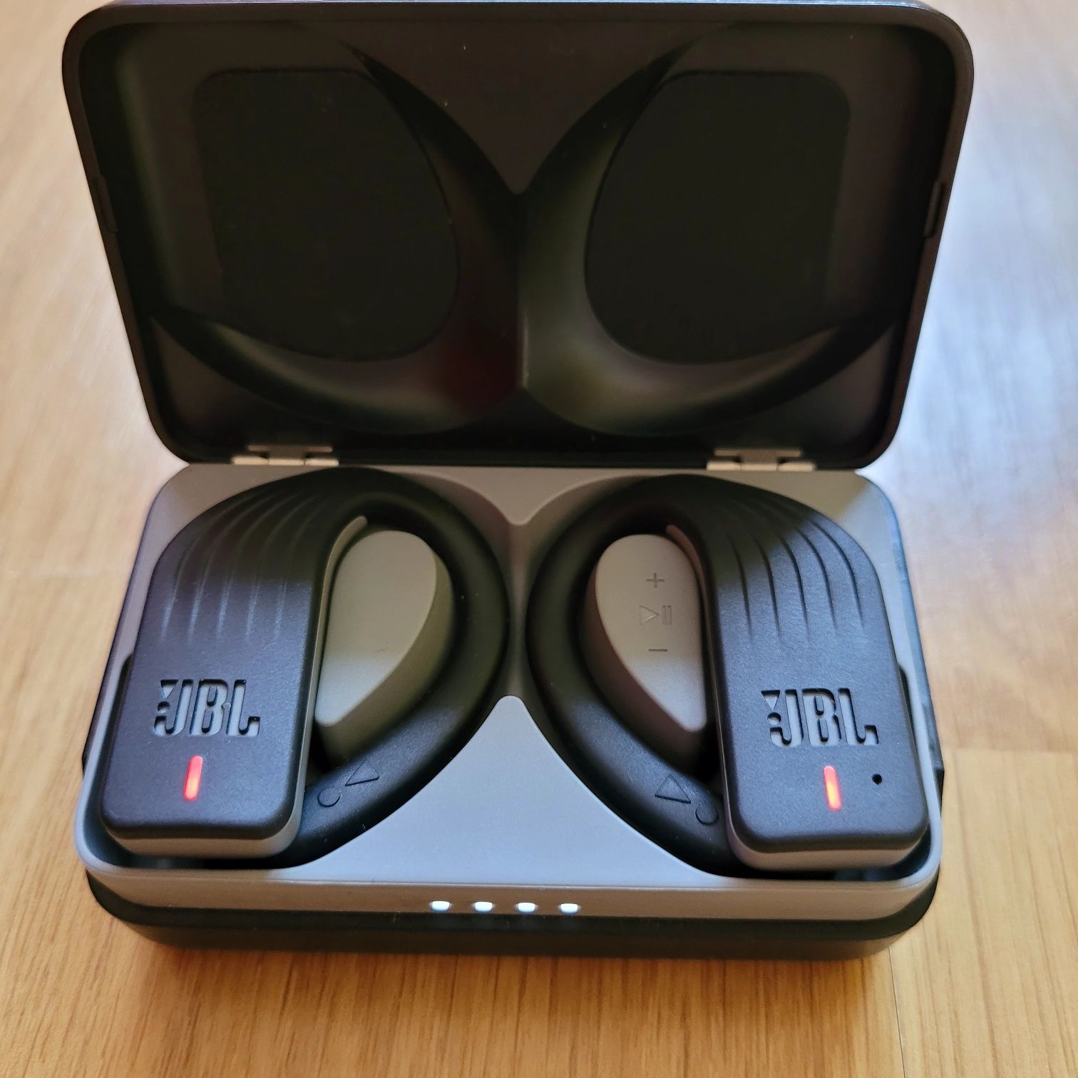 Casti sport Wireless JBL Endurance PEAK