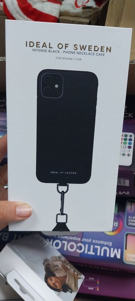 Калъфи за iphone 11 / XR 8 7 / 6 / 12
