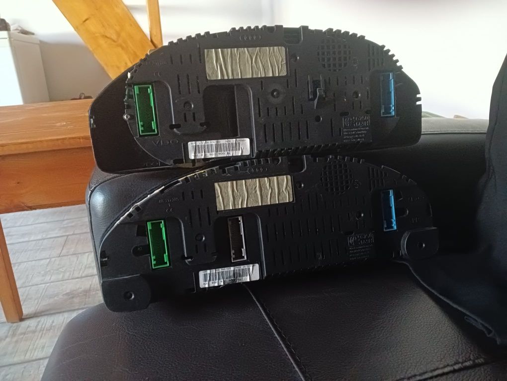Ceasuri bord audi a4 b5 VDO 8D0920900 ... 8D0920930.. minidot, maxidot