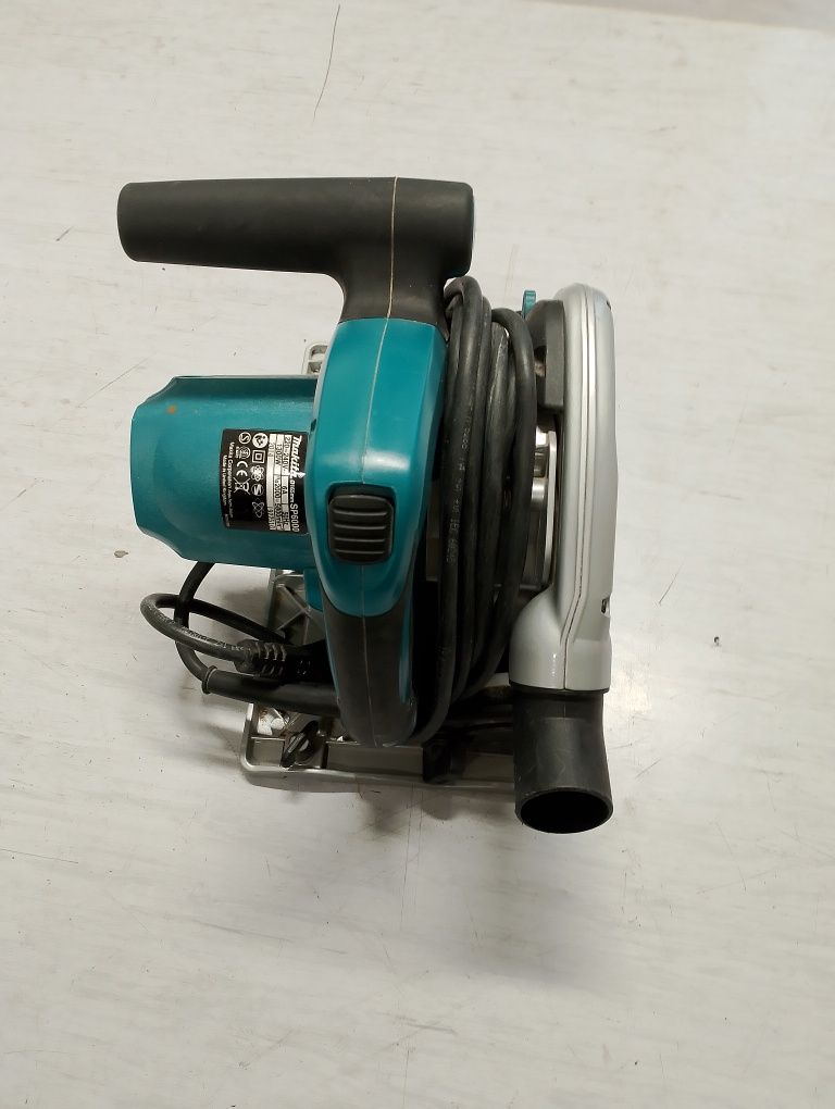 Потапящ циркуляр Makita