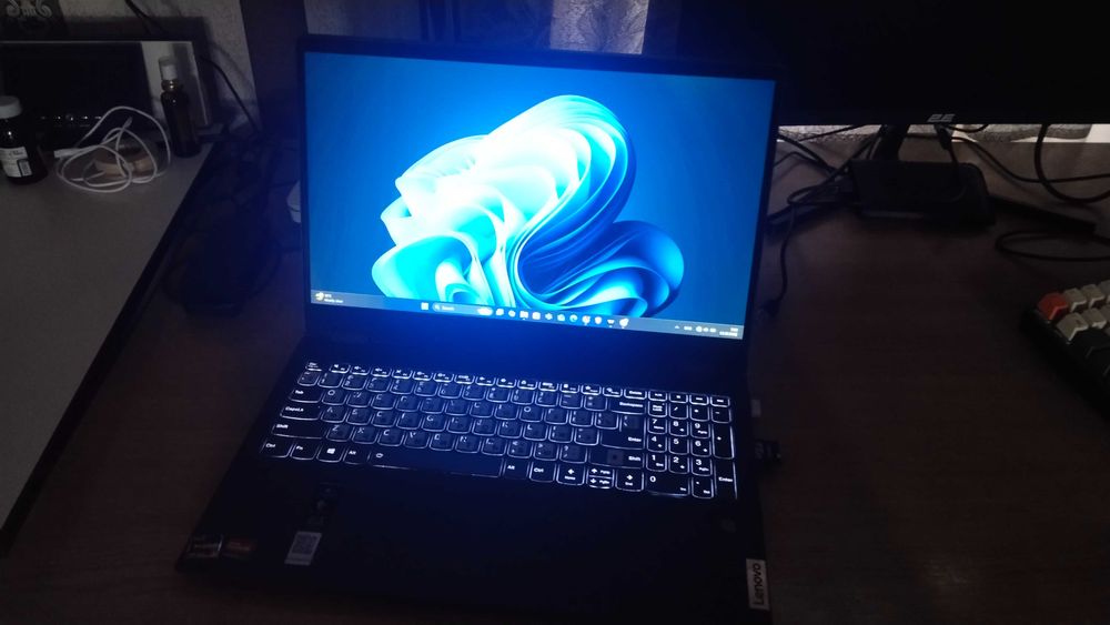 Noutbuk Lenovo IdeaPad flex 5