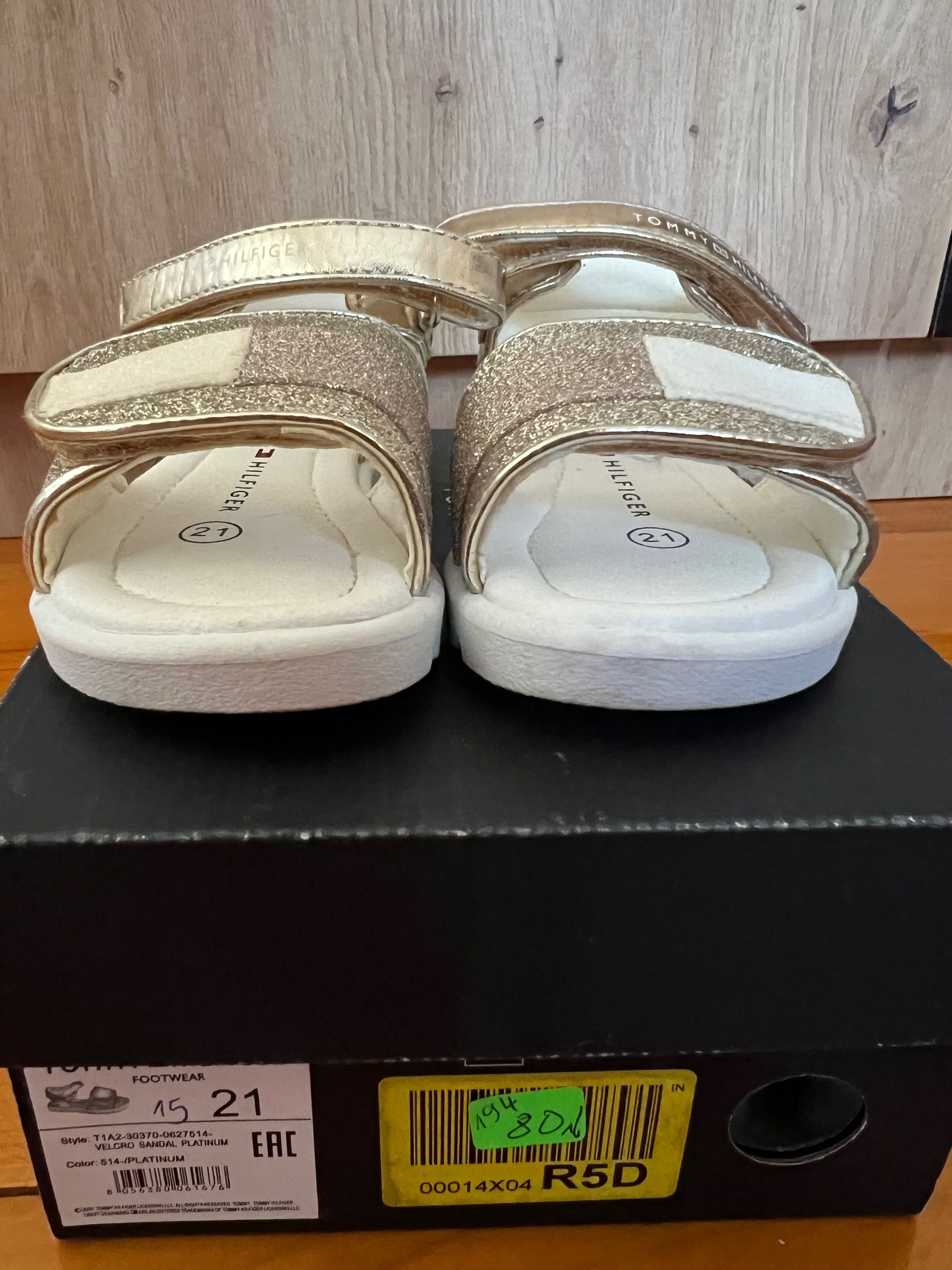 Детски сандалки TOMMY HILFIGER