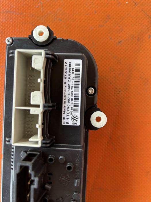 Panou Clima VW Golf 6,Touran 5HB 009 751 70