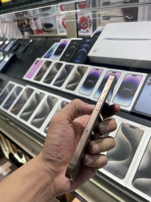 iPhone 16 pro 256 gb