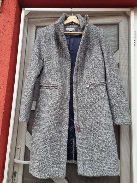 Palton H&M gri din stofa creață marimea 40