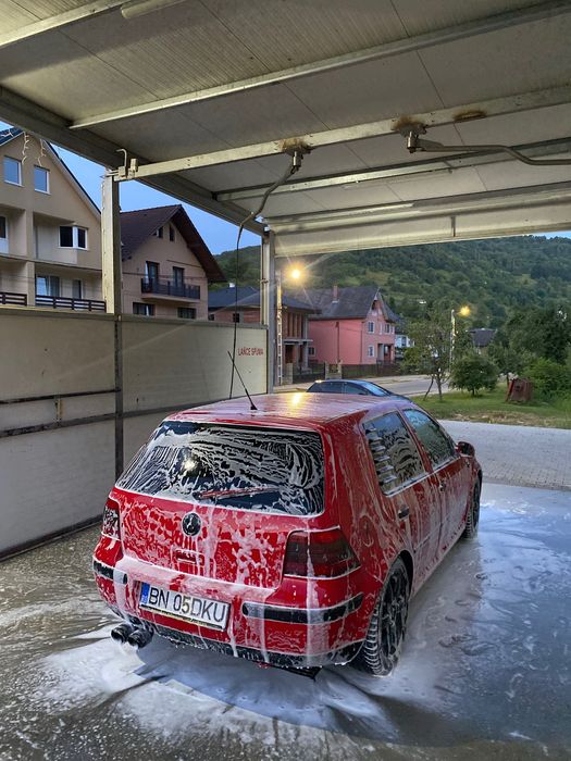 Vând urgent !!!golf 4 1.9 Alh