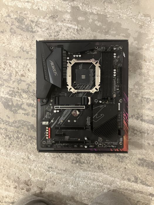 Placa de baza Aours B550 elite v2