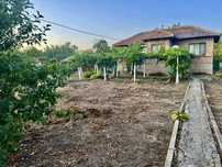 продава къща с.Кривня,обл.Варна