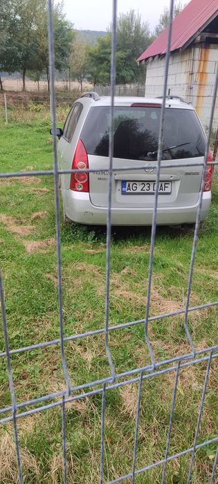 Vând sau dezmembrez Mazda premacy sau schimb cu animalele