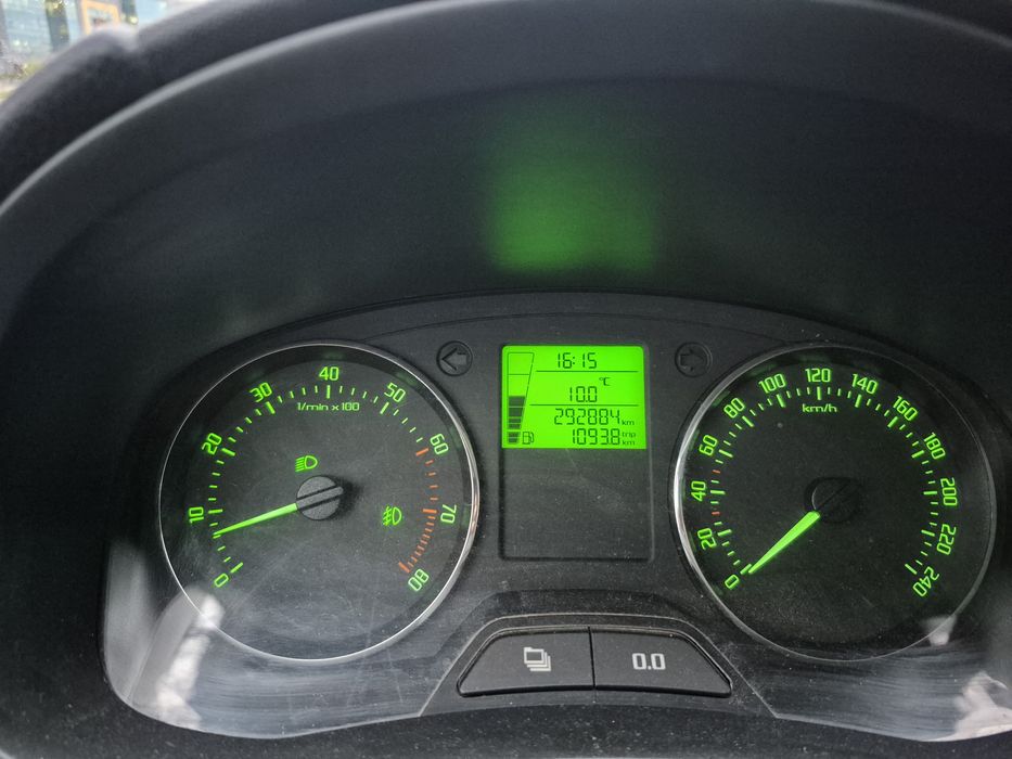 Skoda Fabia 2011, 1200 cmc TSI, 4 cilindri ainvelope noi de iarnă