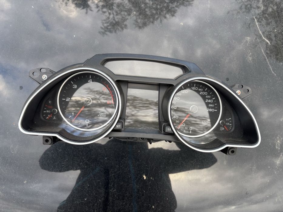 Ceasuri bord audi a5 cu line assist automata