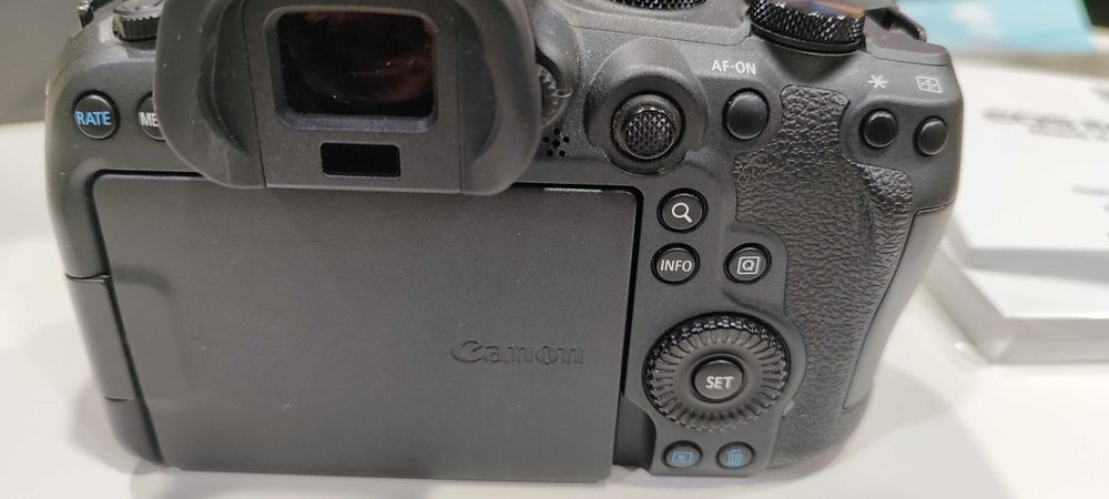 тяло - Canon r6 mark II