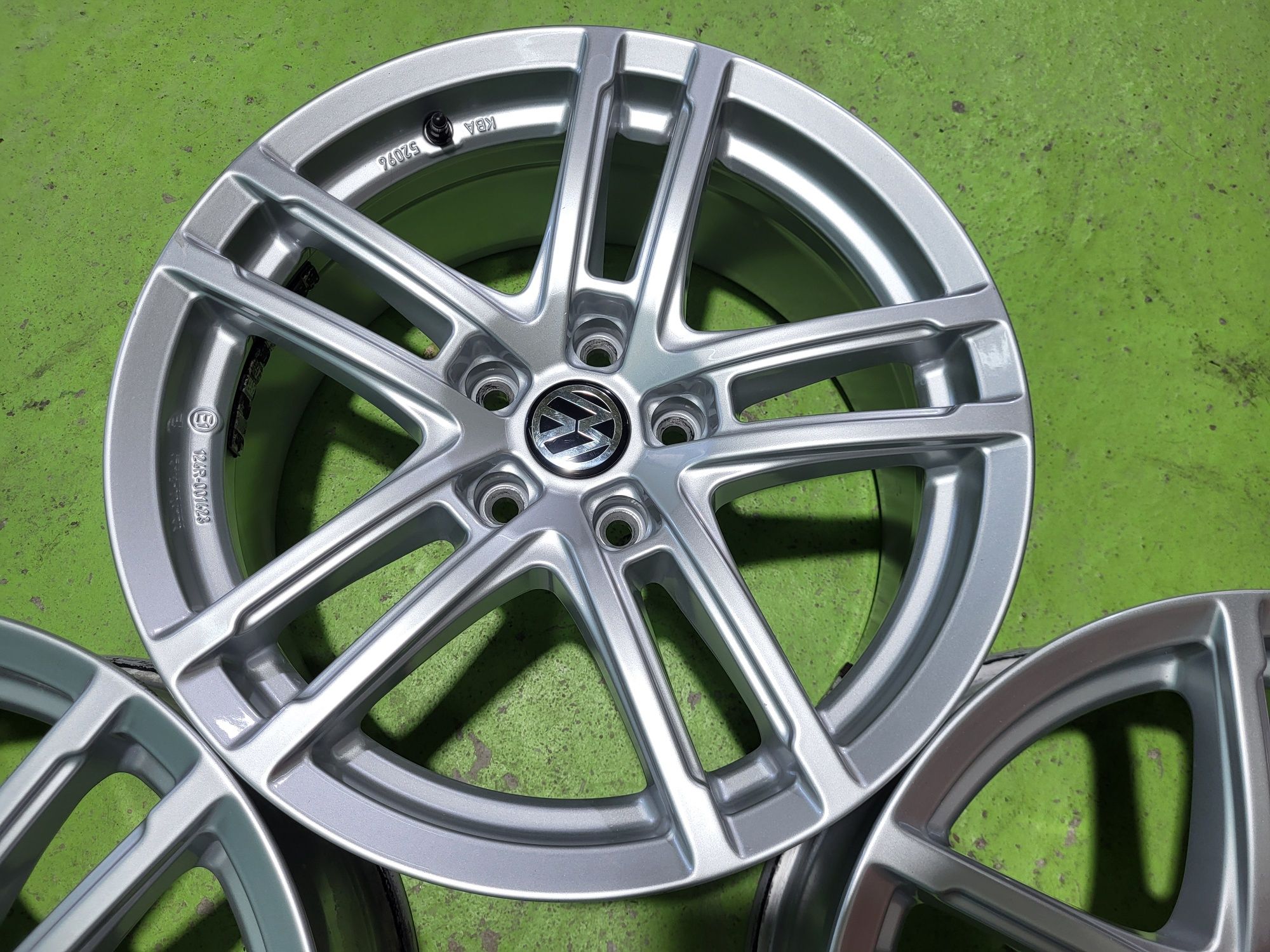 17 5x112 Vw Audi Skoda лети джанти 5х112