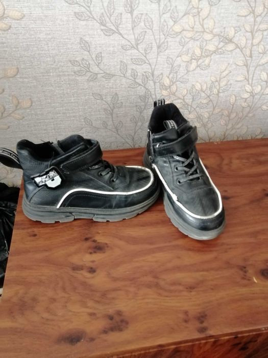 Детская обувь в идеальном состояние