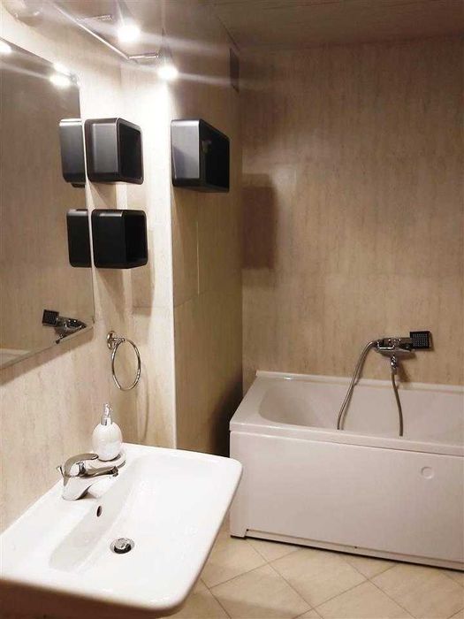 Дава се под наем Двустаен апартамент в Бургас, Лазур - 58 кв.м за 229.5 € - Снимка #6