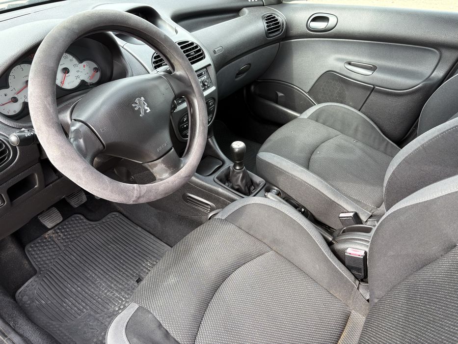 Peugeot 206 Sport Line 110 1.6 HDI An 2006