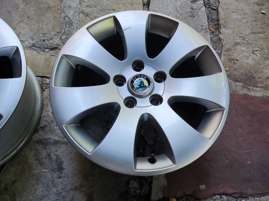 Шкода 5х112 - 16 цола оригинални алуминиеви лети джанти Skoda
