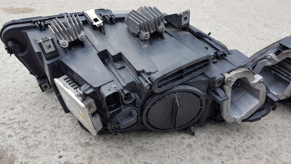 Bmw F10 F11 far bixenon adaptiv stanga dreapta faruri xenon led tms
