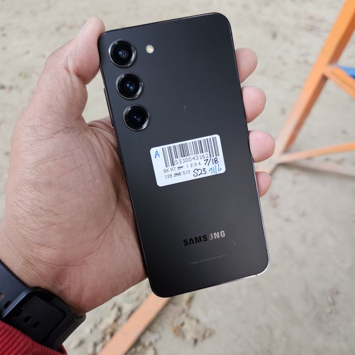 Samsung s23.  8ga 256gb