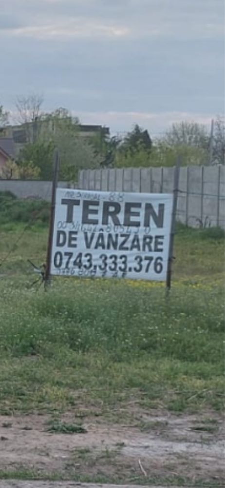 Vand teren intravilan 1000m2 Basarabilor