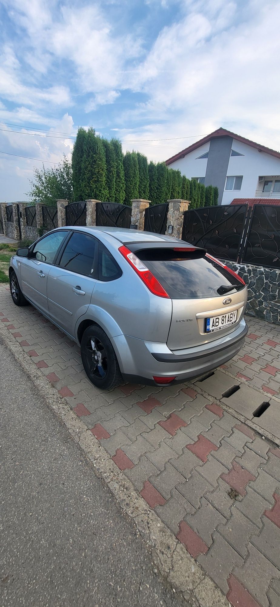 Ford Focus 1.6 Benzină
