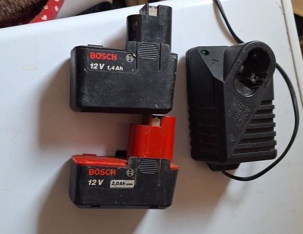Acumulatori Makita 12v