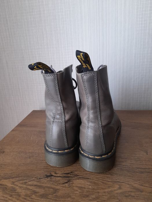 Dr martens дамски обувки 39 номер.