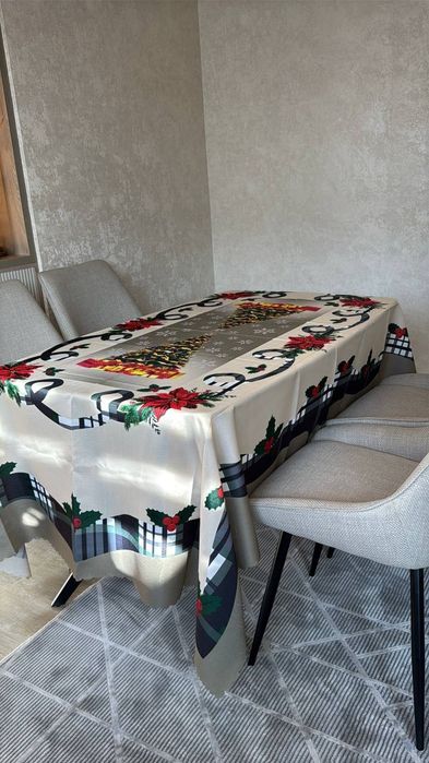 Новогодние скатерти в наличии