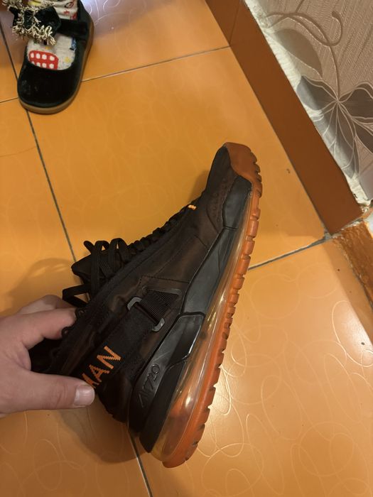 De vanzare nike air 720