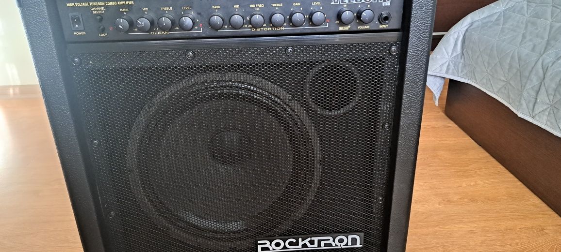 Rocktron VT60 1X12 китарен комбо усилвател (лампово)