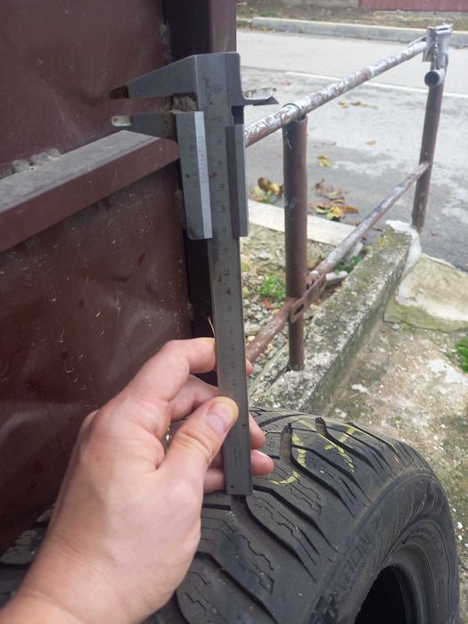 Зимни гуми 2 x  205 55 16 Uniroyal