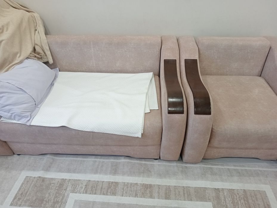 Продам диван и кресло очень в хорошем состоянии