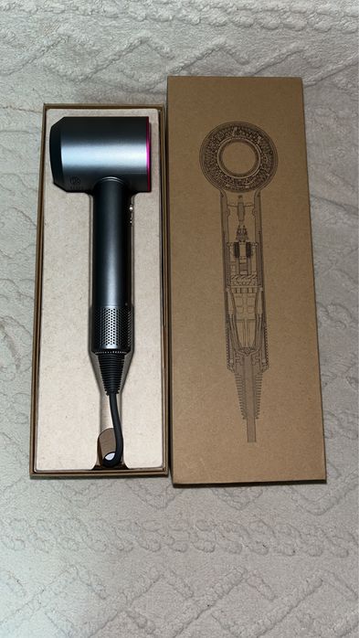 Uscator Par Dyson HD08