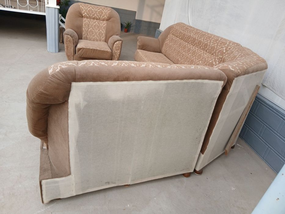 Srochna devan sotiladi